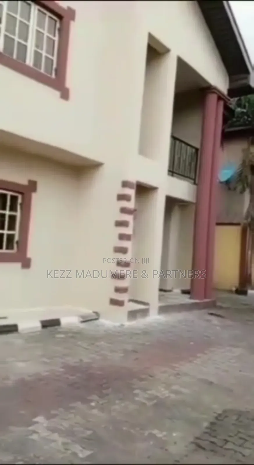 8bdrm Duplex in Woji Port Harcourt for sale