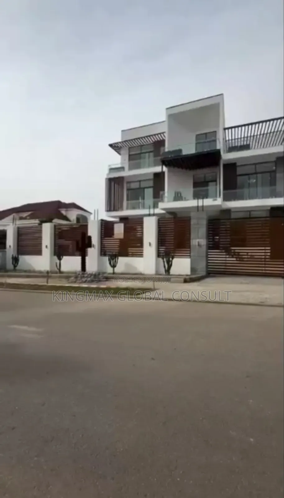 Furnished 8bdrm Mansion in Asokoro Main for sale