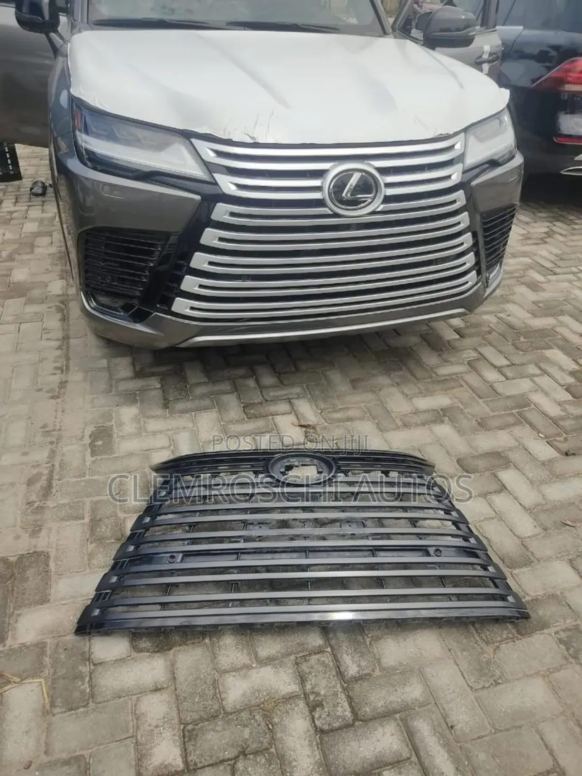 High Quality Certified Brand New Front Grill Lexus Lx600