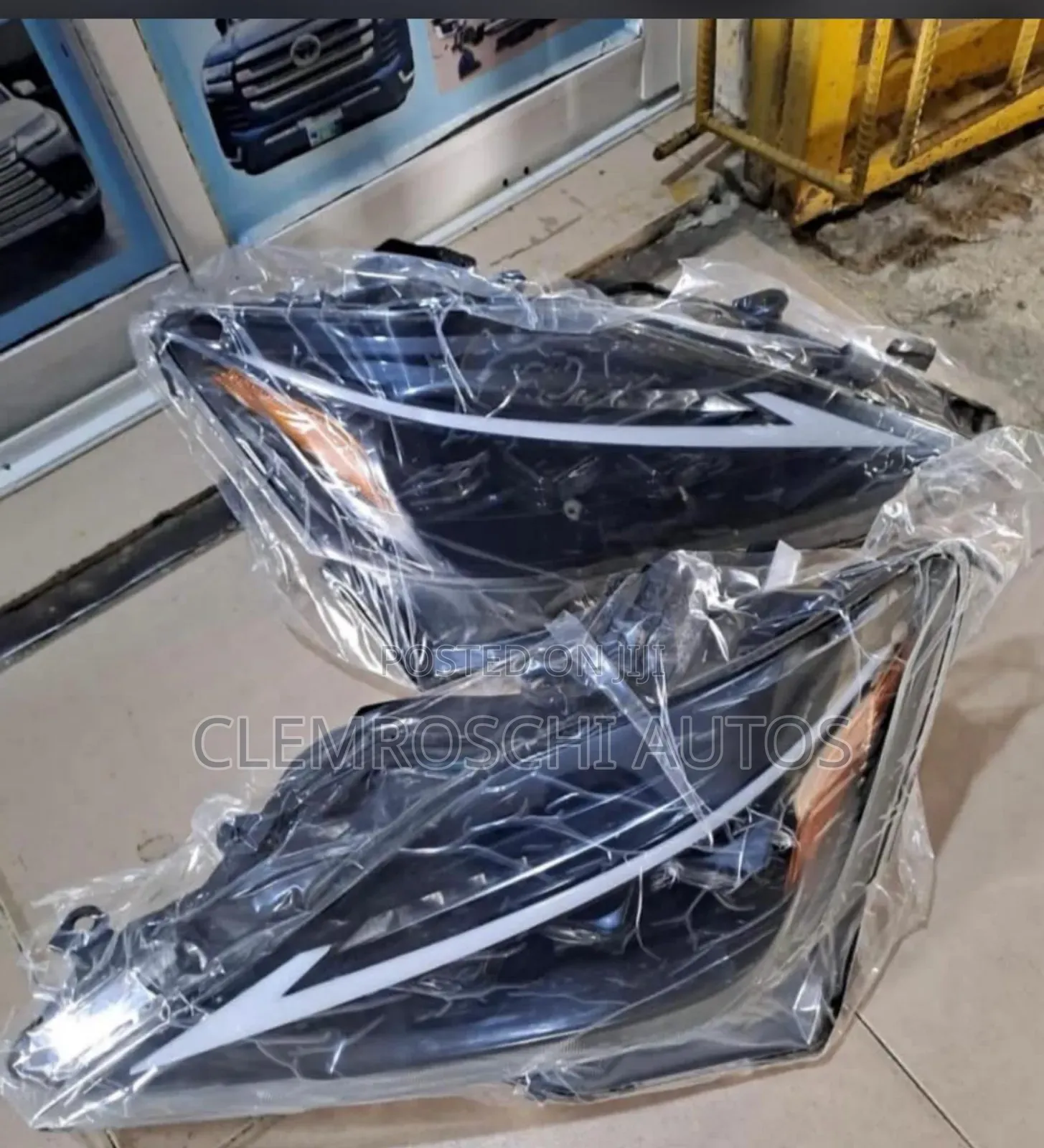 High Quality Certified Brand New Upgrade Head Light Is250