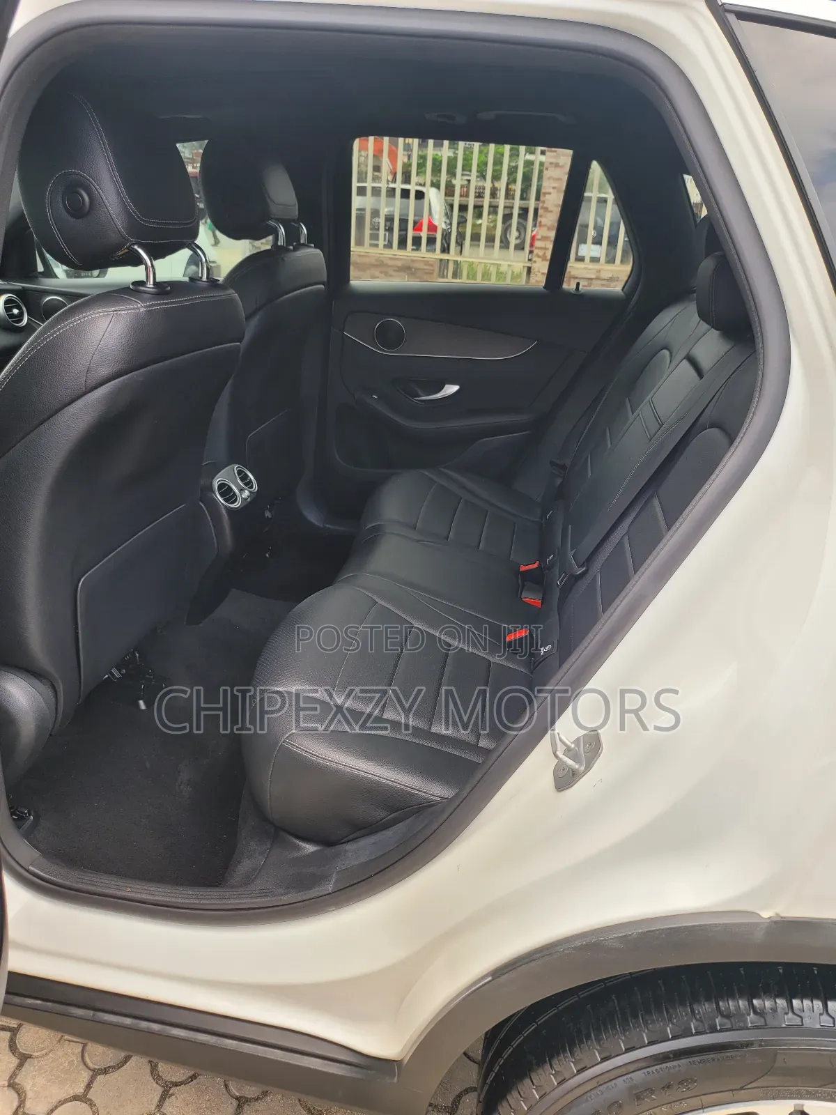 Mercedes-Benz GLC-Class 2021 White
