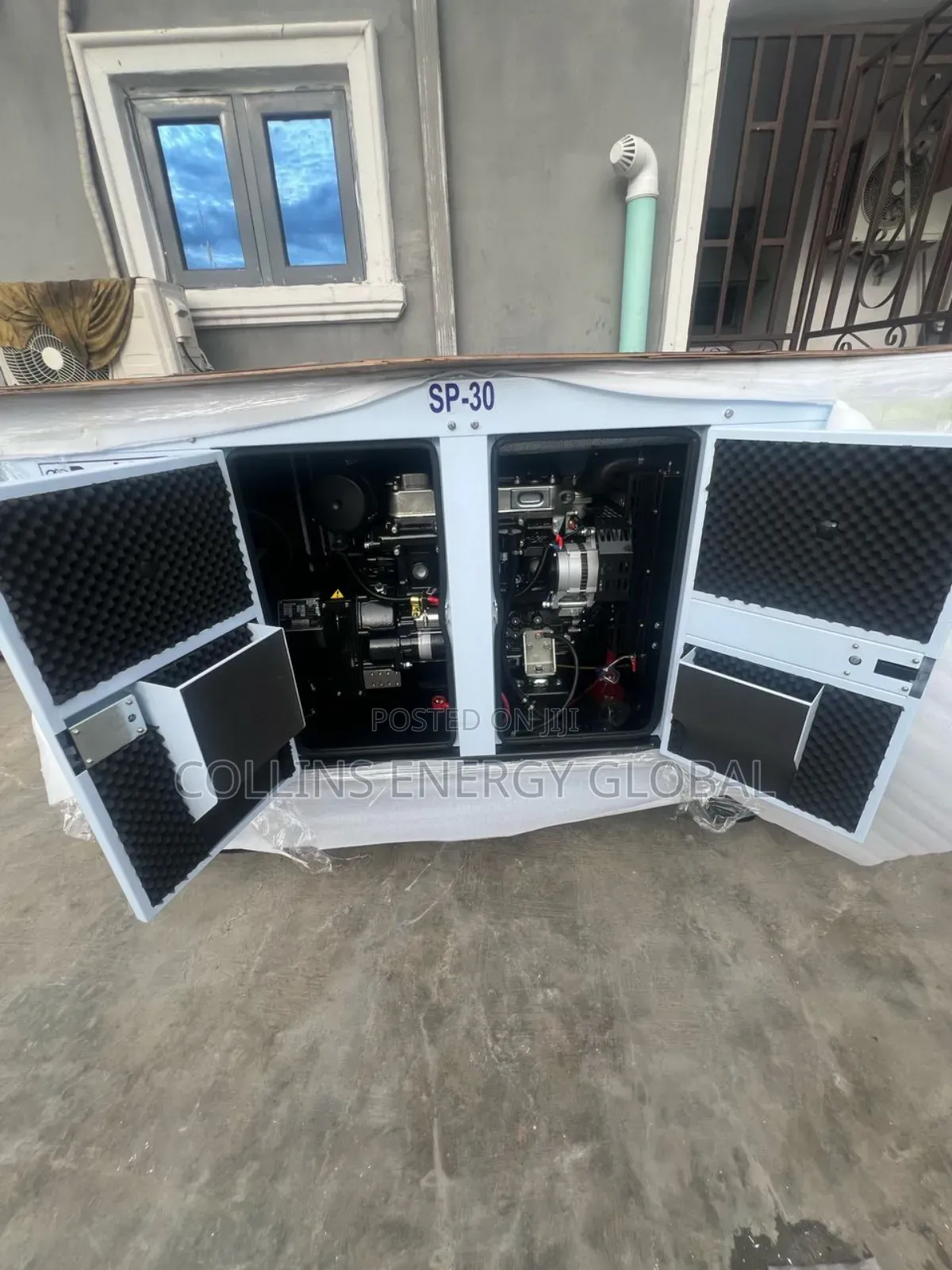 30kva Uk Perkins Soundproof Copper Coil Generator