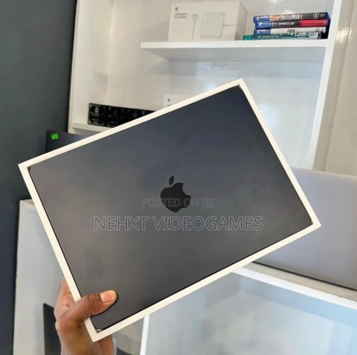 Laptop Apple MacBook Air 2022 M2 8GB Apple M2 SSD 256GB