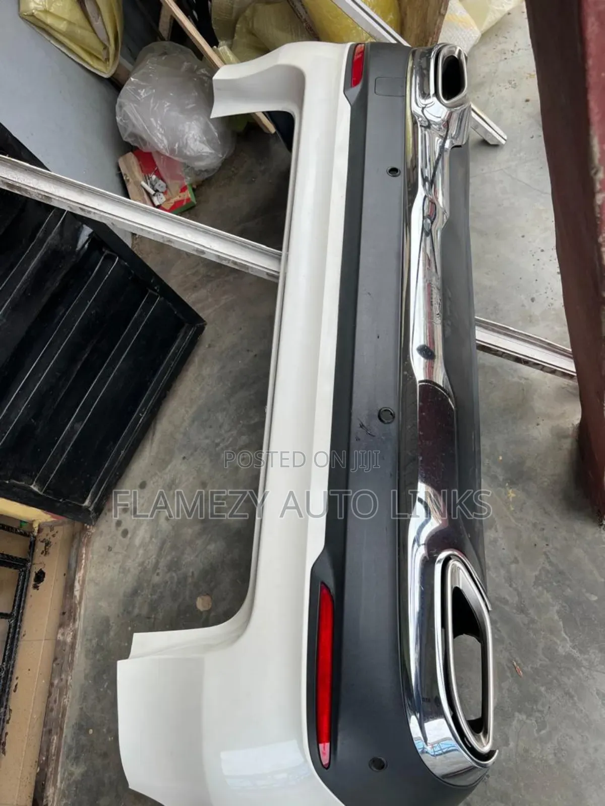 Glc 30o Complete Back Bumper Tokunbo