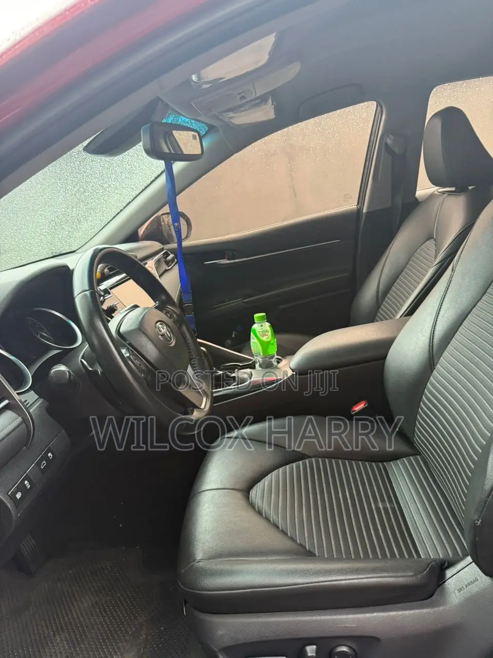 Toyota Camry SE FWD (2.5L 4cyl 8AM) 2018 Red