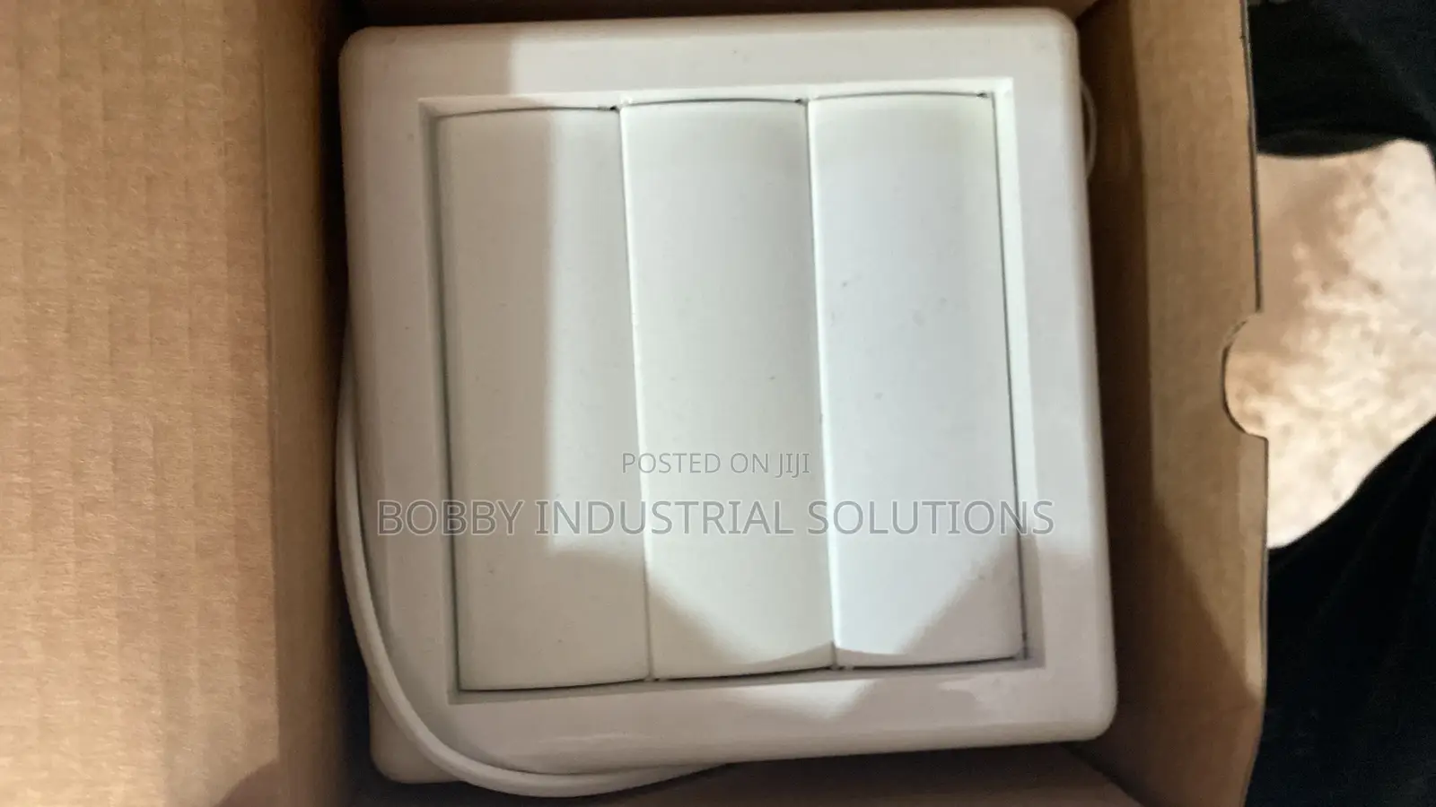 Manrose 100mm (4") Window/Wall Extractor Fan