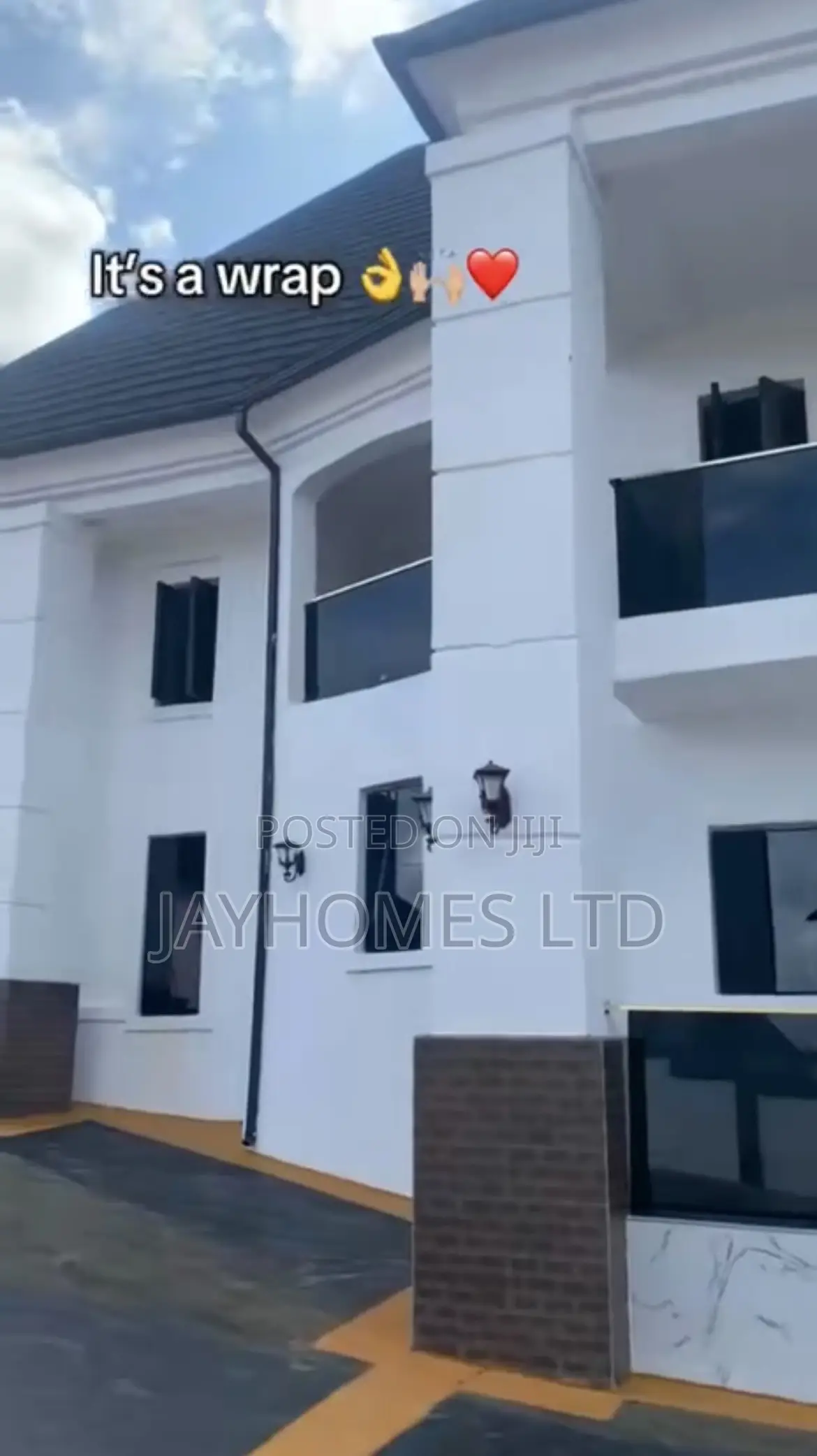 7bdrm Duplex in Back Of Specialist, Oshimili South for sale