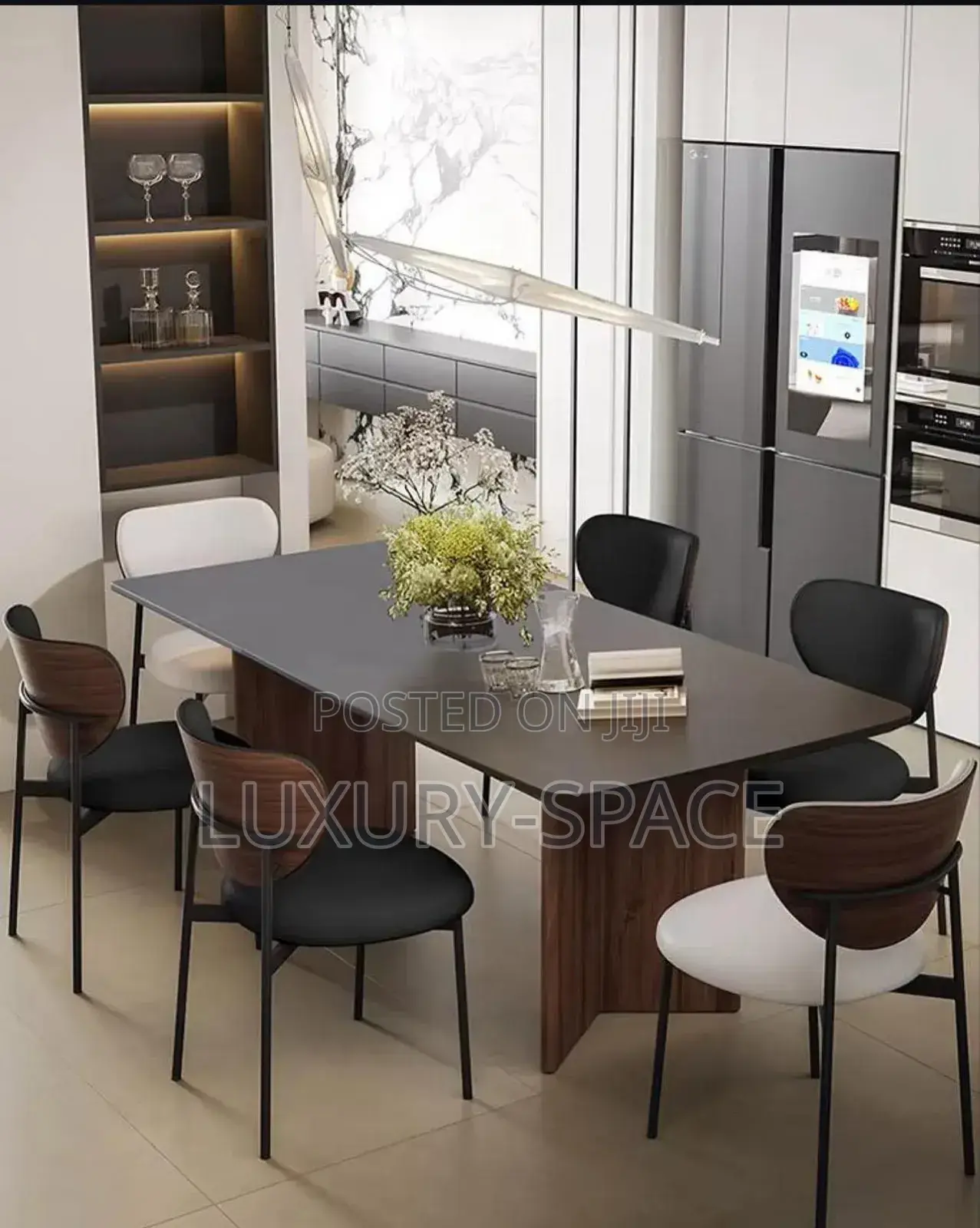 Unique Wooden Design Luxury Dining Set
