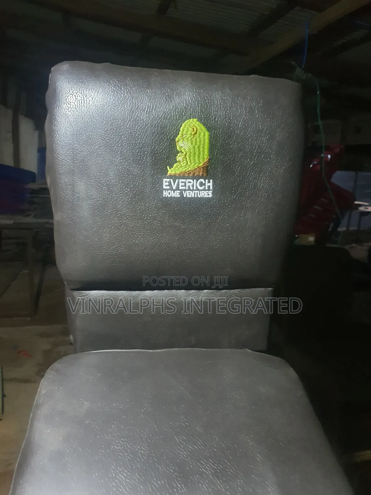 High Quality Leather Visitors/Waiting Chair
