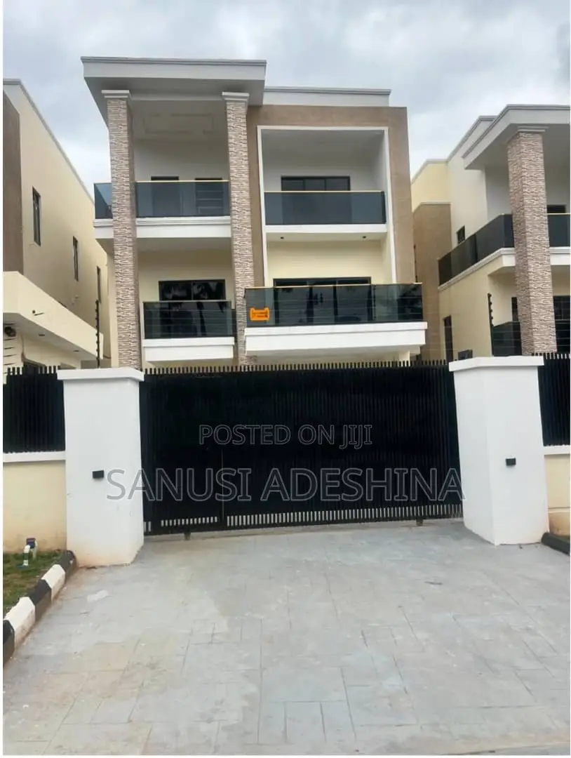 5bdrm Duplex in Gwarimpa Estate Fct, Gwarinpa for sale