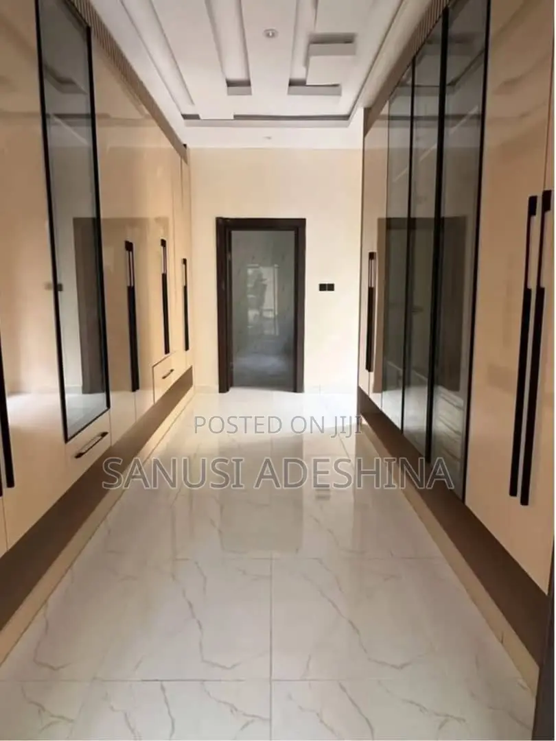 5bdrm Duplex in Gwarimpa Estate Fct, Gwarinpa for sale