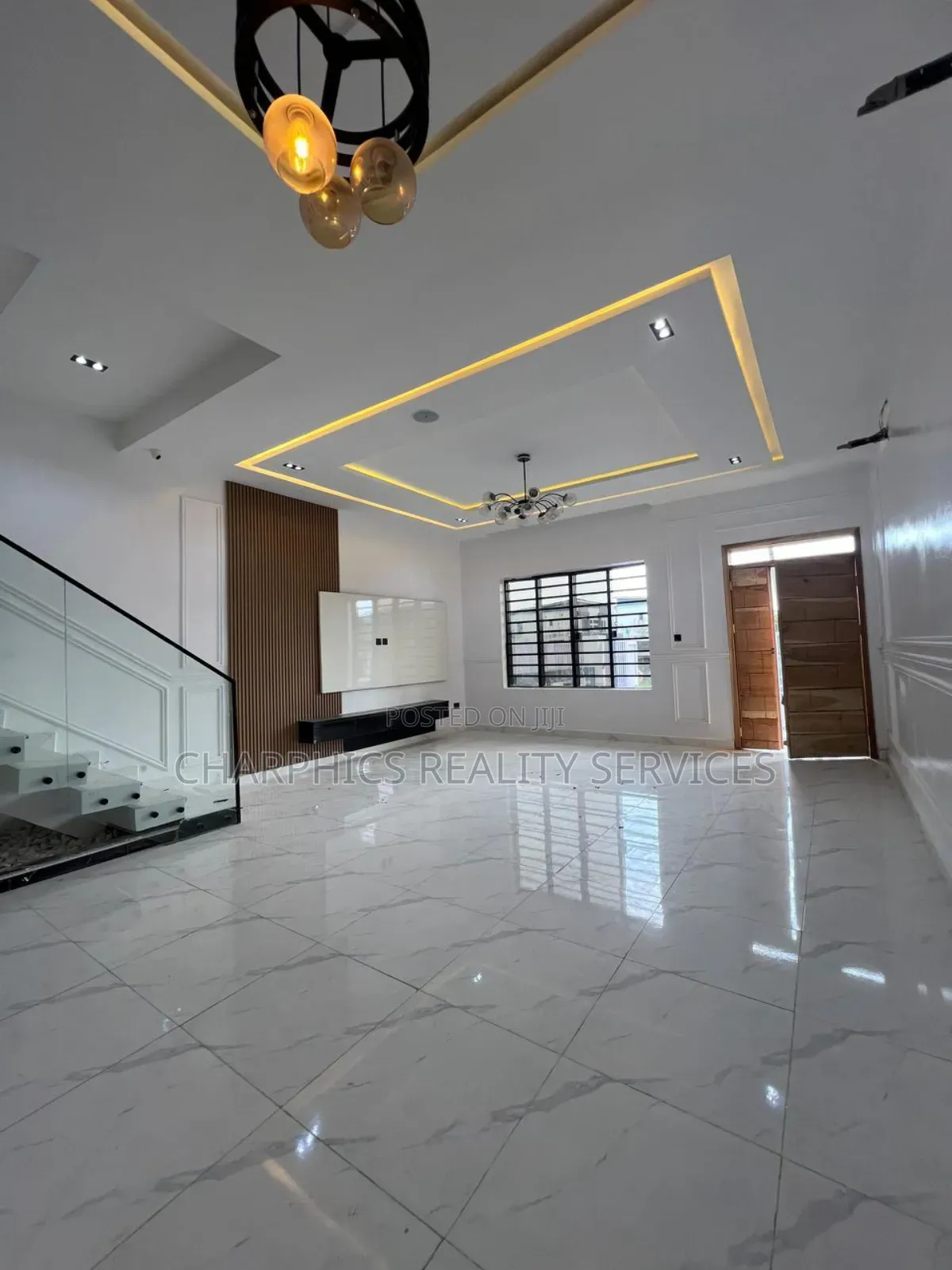 4bdrm Duplex in Lekki for sale