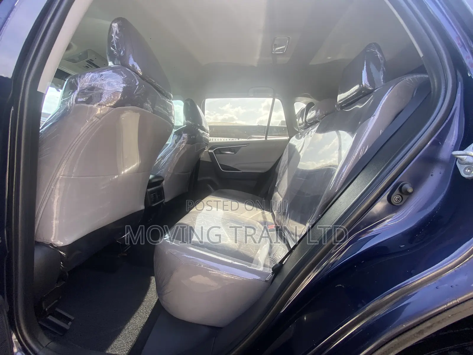 Toyota RAV4 2021 Blue