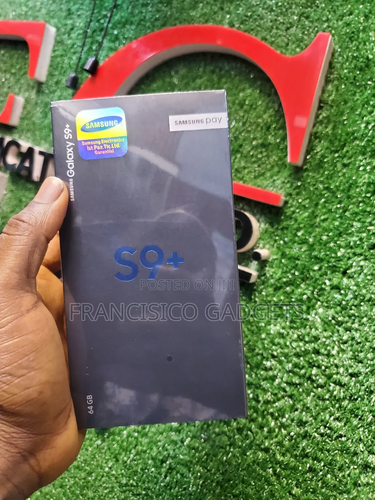 New Samsung Galaxy S9 Plus 64 GB Purple