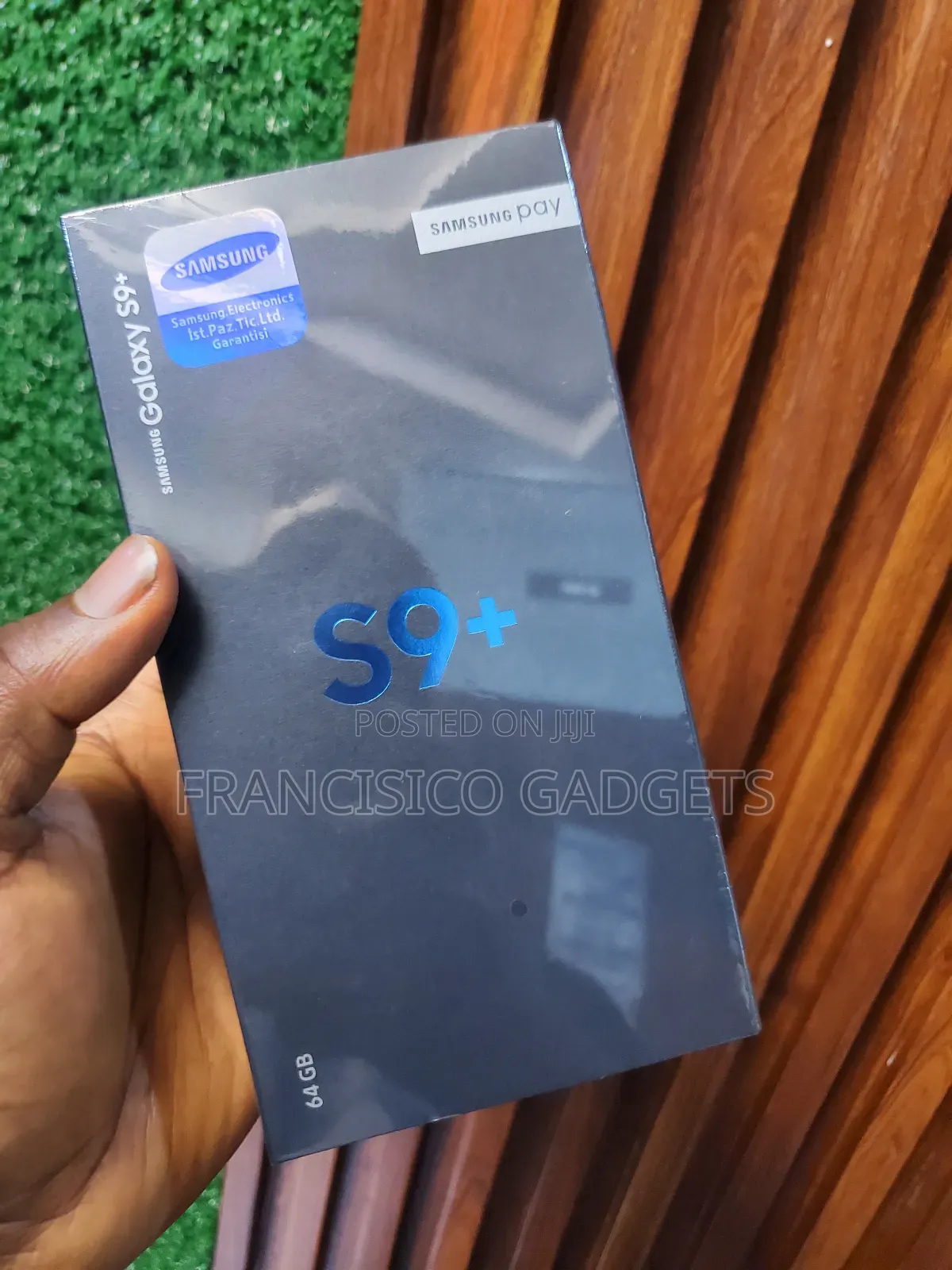 New Samsung Galaxy S9 Plus 64 GB Purple