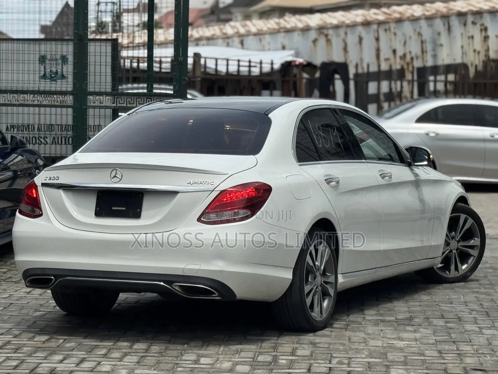 Mercedes-Benz C300 Sport 4Matic Sedan AWD (2.0L 4cyll 7A) 2016 White