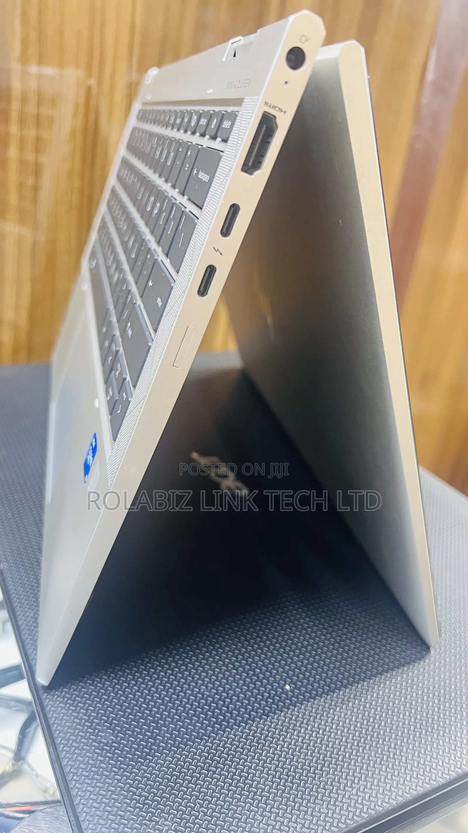Laptop HP EliteBook 830 G8 16GB Intel Core I5 SSHD (Hybrid) 512GB