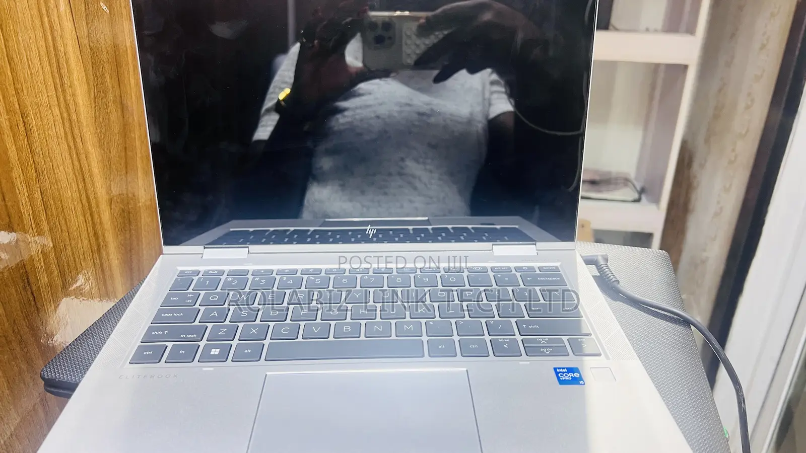 Laptop HP EliteBook 830 G8 16GB Intel Core I5 SSHD (Hybrid) 512GB