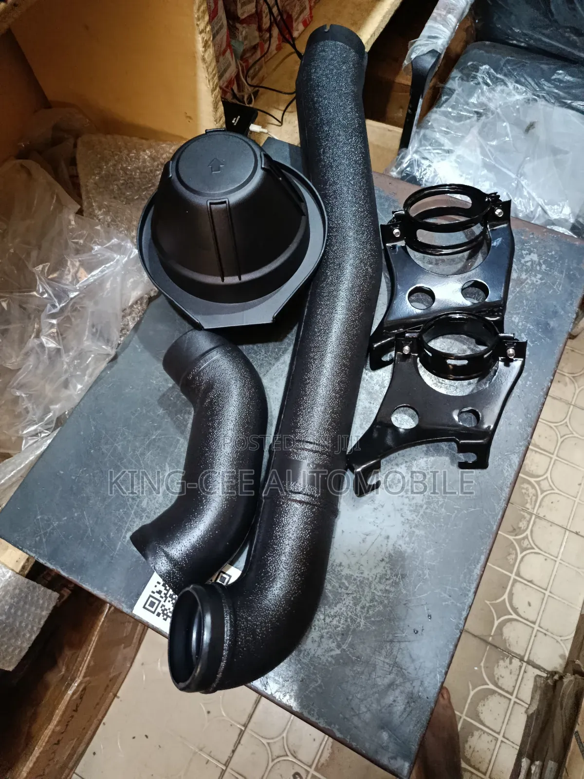 Air Cleaner Cap and Hose Coaster Bus