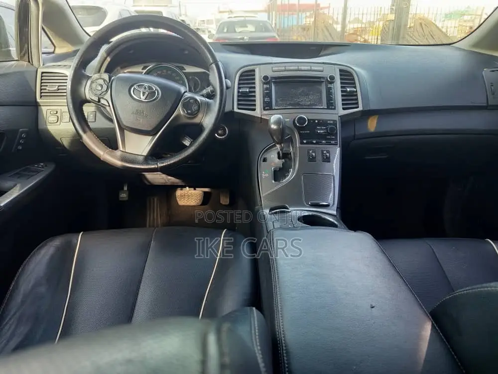 Toyota Venza XLE AWD 2013 Black