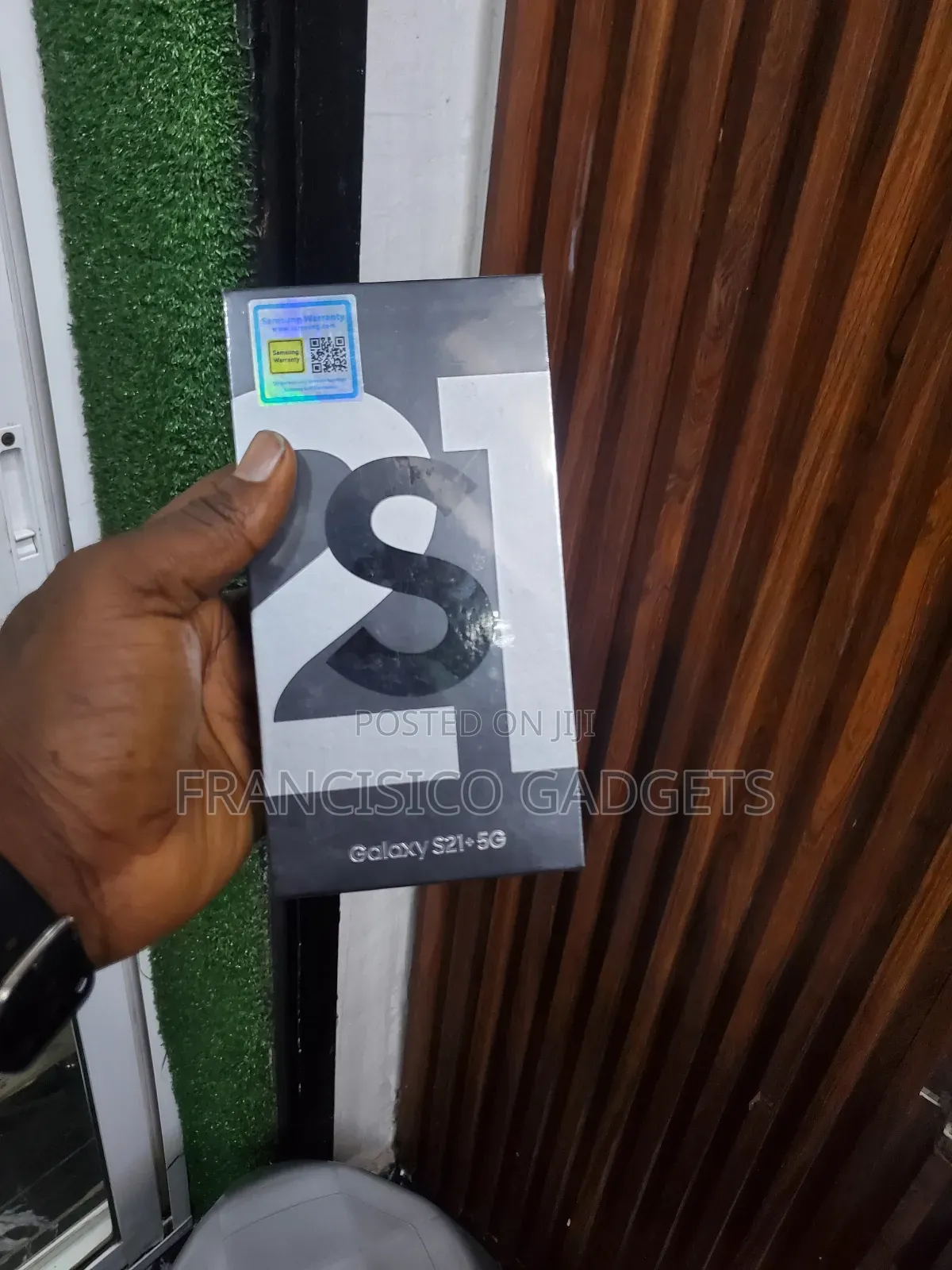 New Samsung Galaxy S21+ 5G 128 GB Black