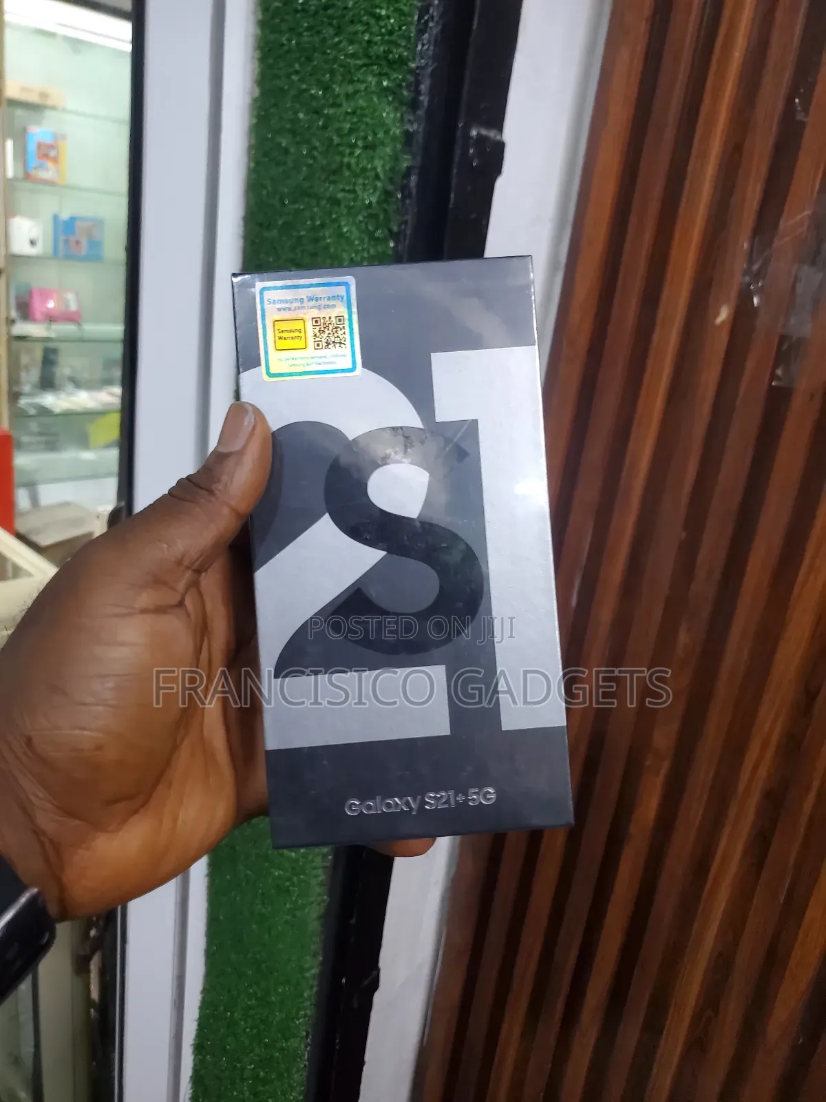 New Samsung Galaxy S21+ 5G 128 GB Black