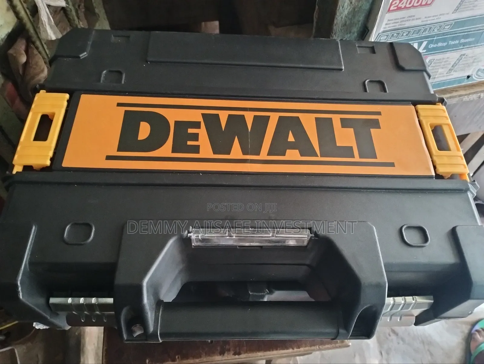 Dewalt Self Leveling Laser (16 Lines)
