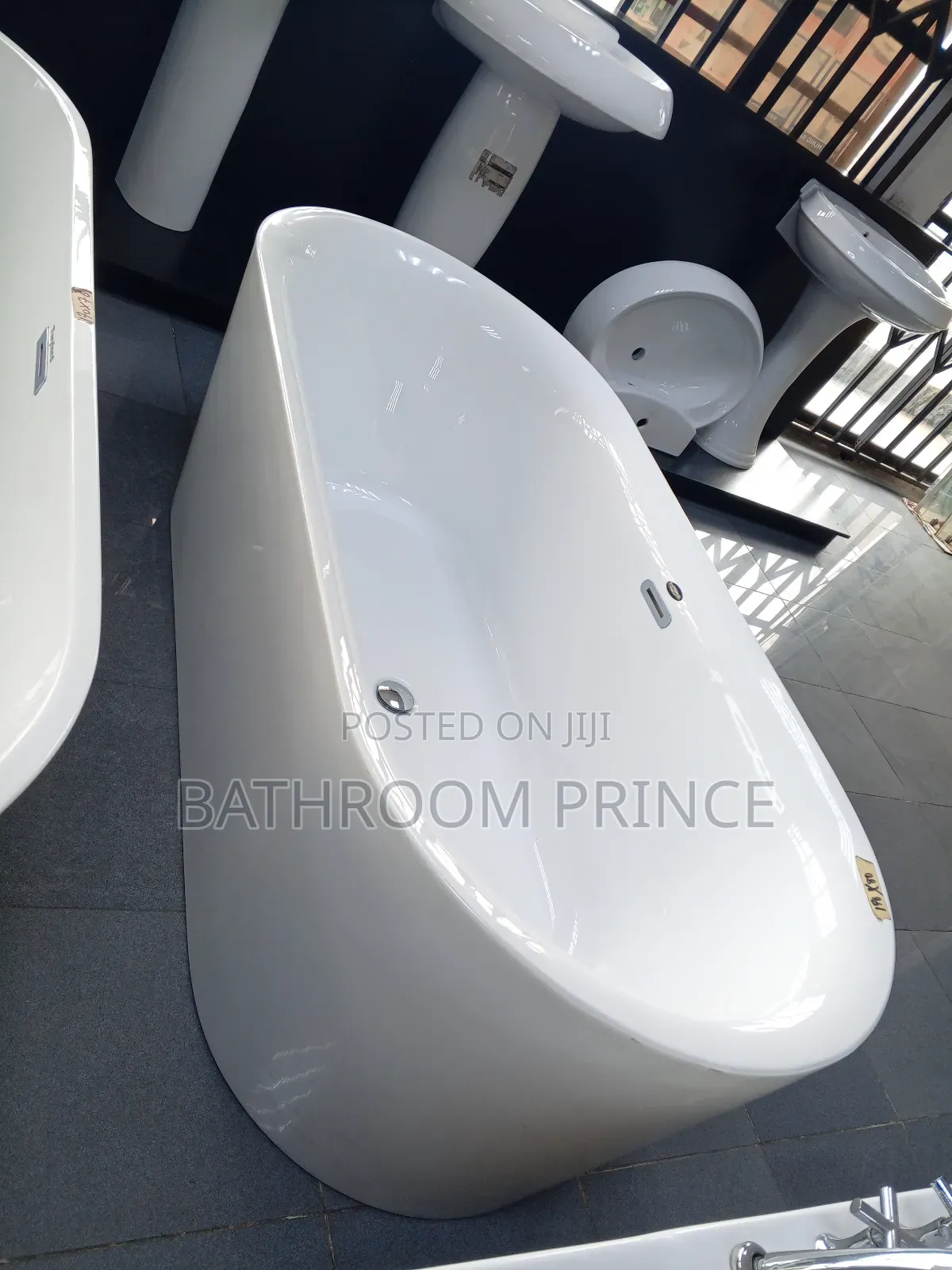White England Special Bathtub