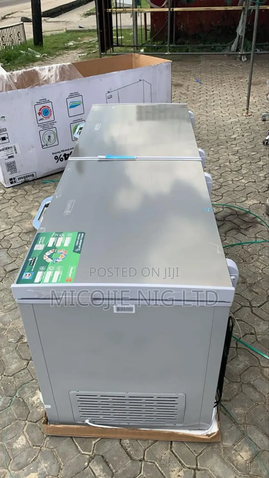 Scanfrost Chest Inverter Freezer
