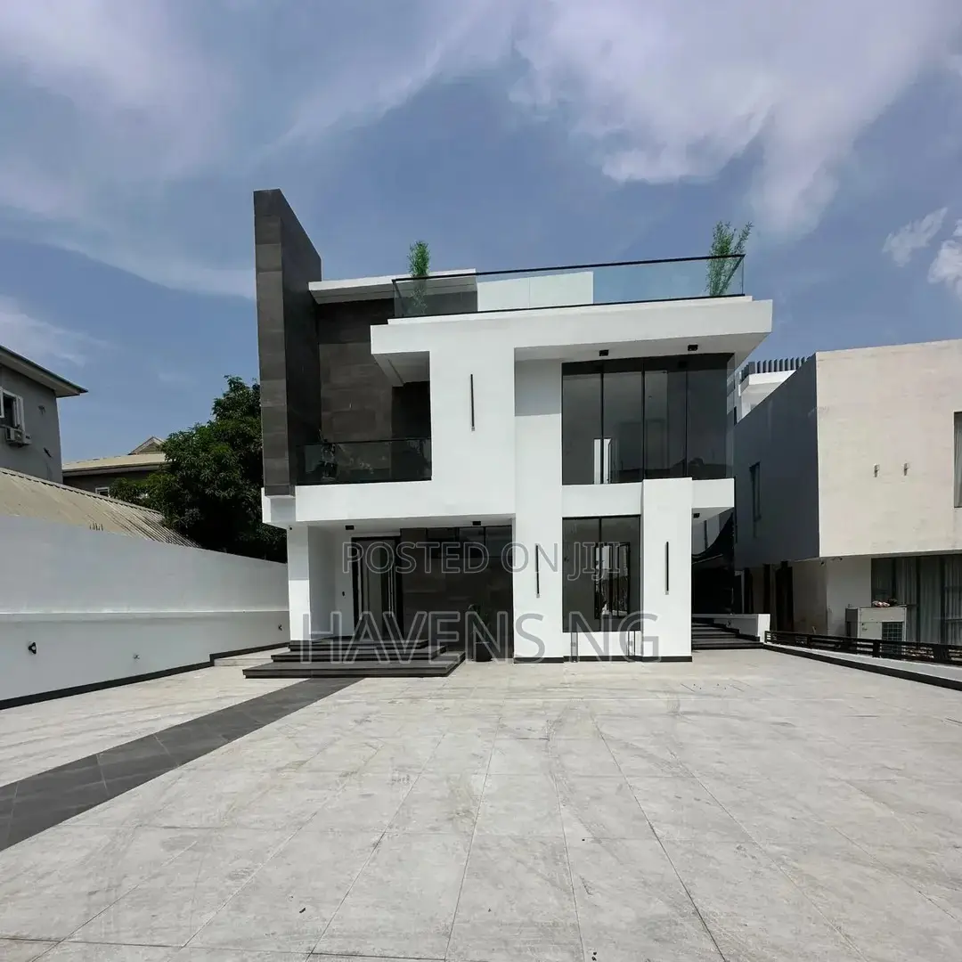 5bdrm Duplex in 1004 for sale