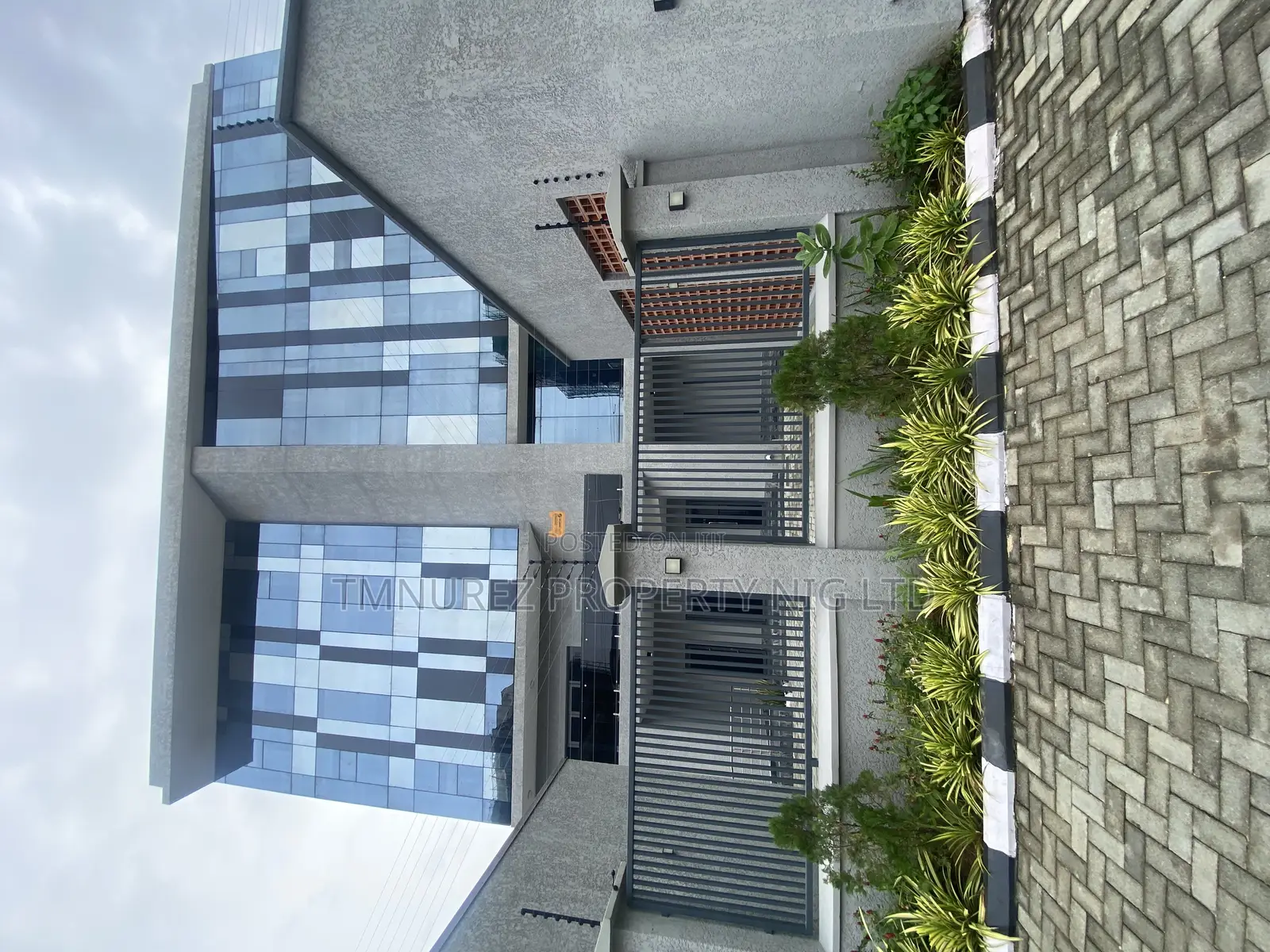Open Space to Let for Many Purposes