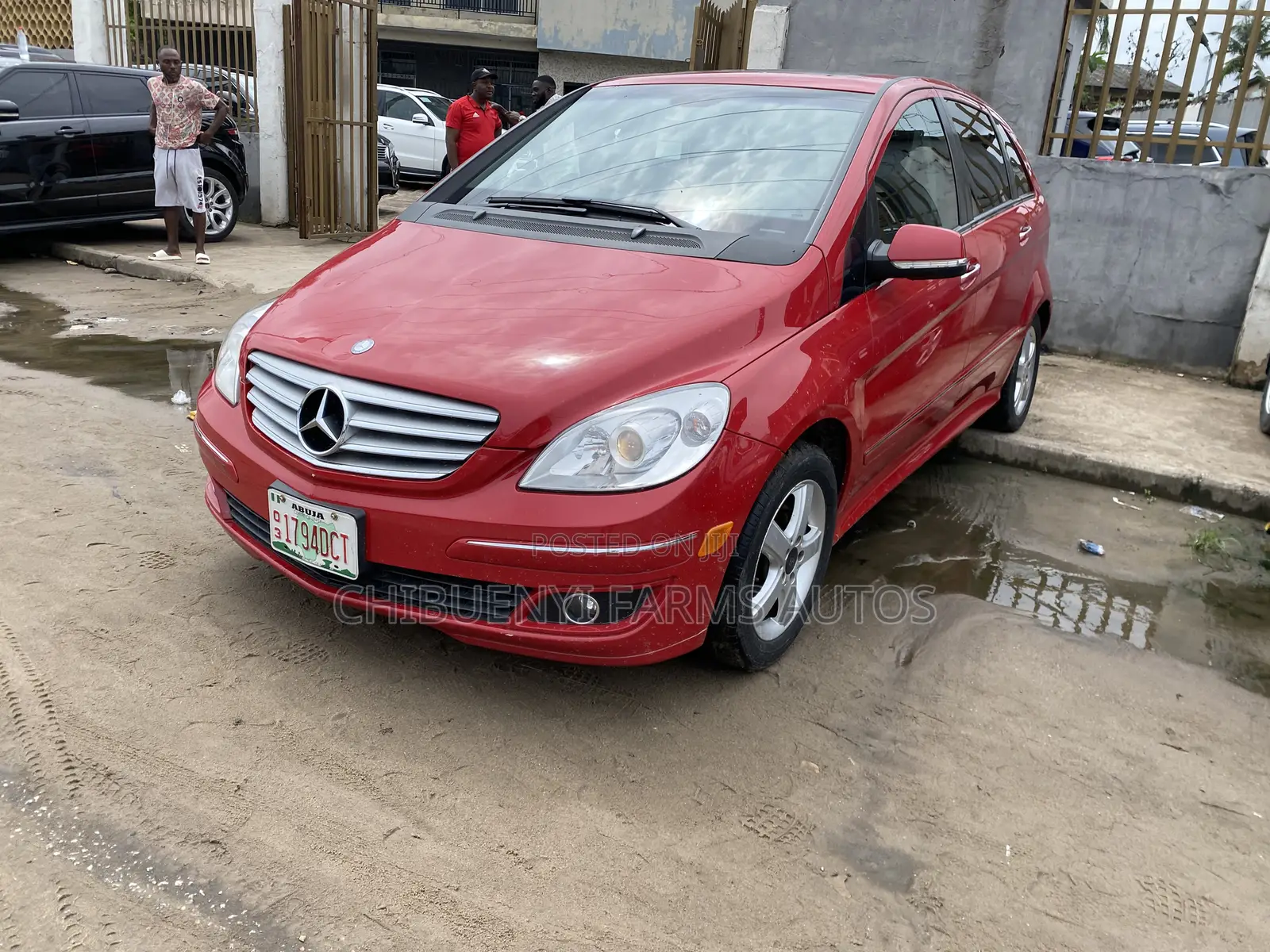 Mercedes-Benz B-Class B200 Petrol 2010 Red