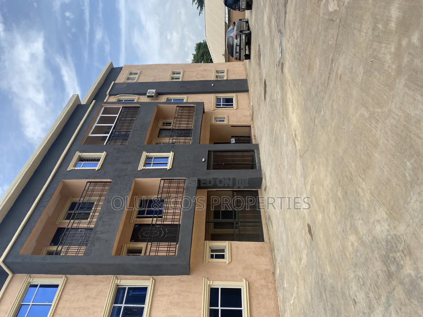3bdrm Block of Flats in Aco Amac Estate, Lugbe District for rent