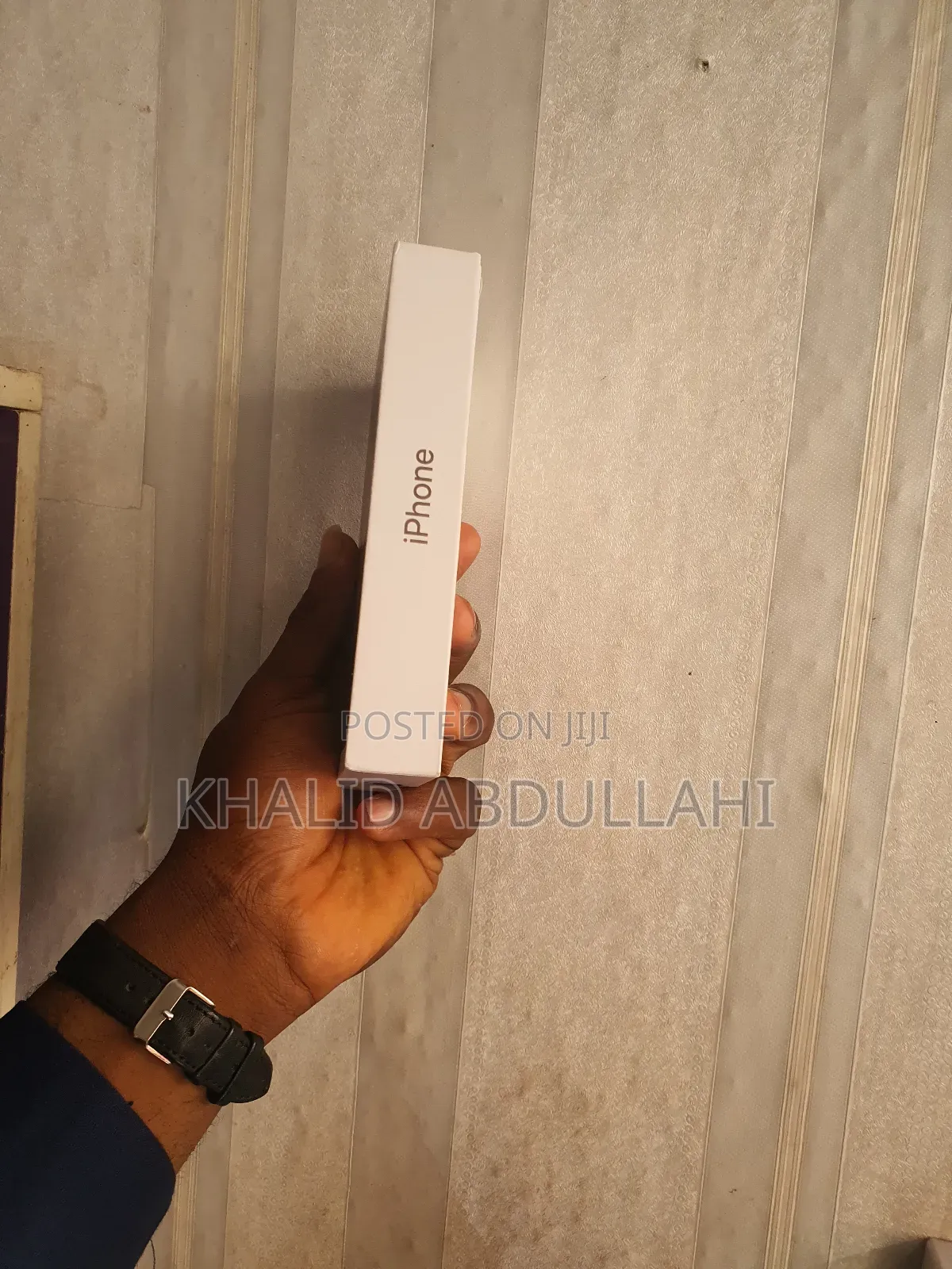 New Apple iPhone 16 Pro 128 GB Silver
