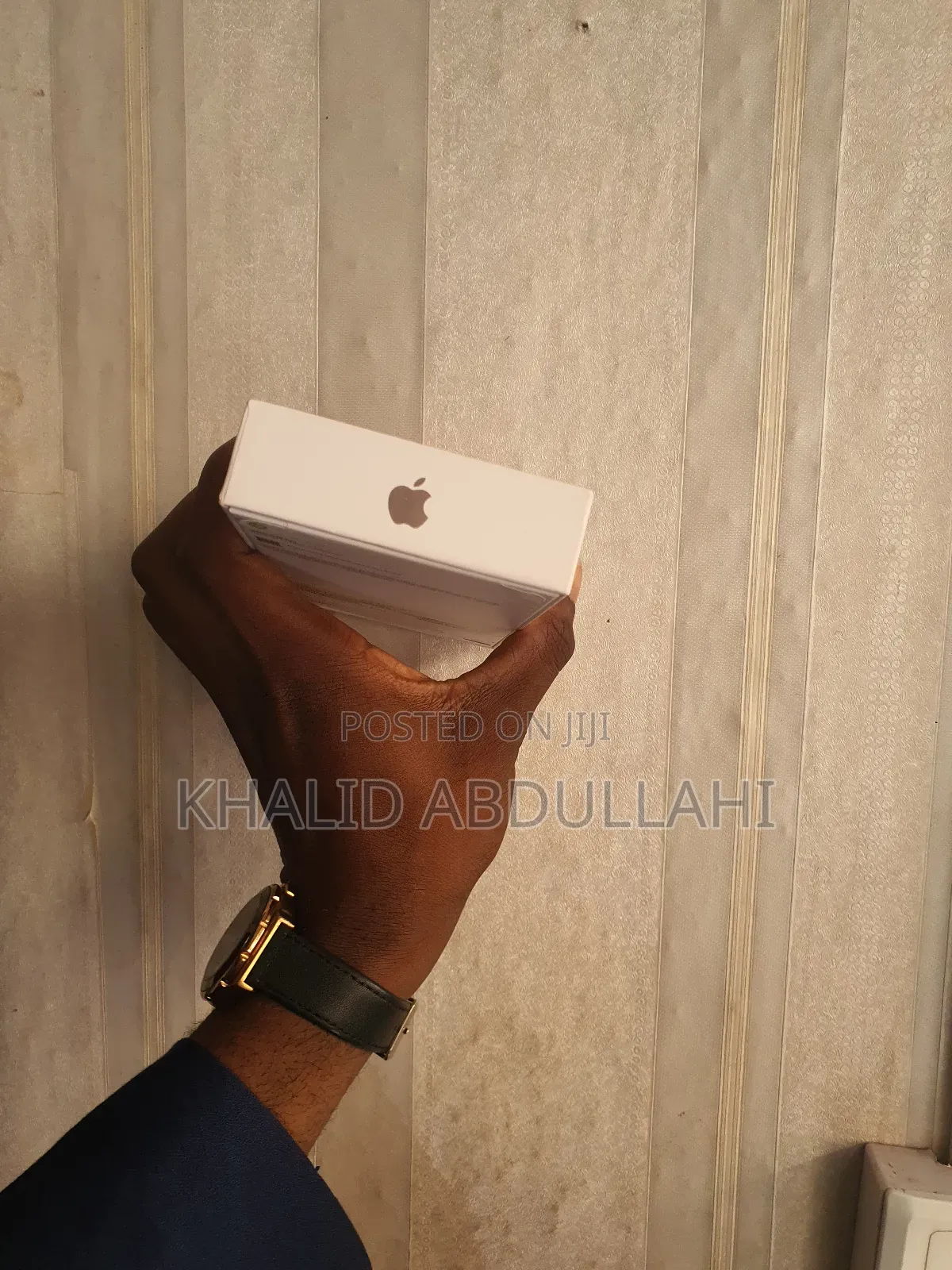 New Apple iPhone 16 Pro 128 GB Silver