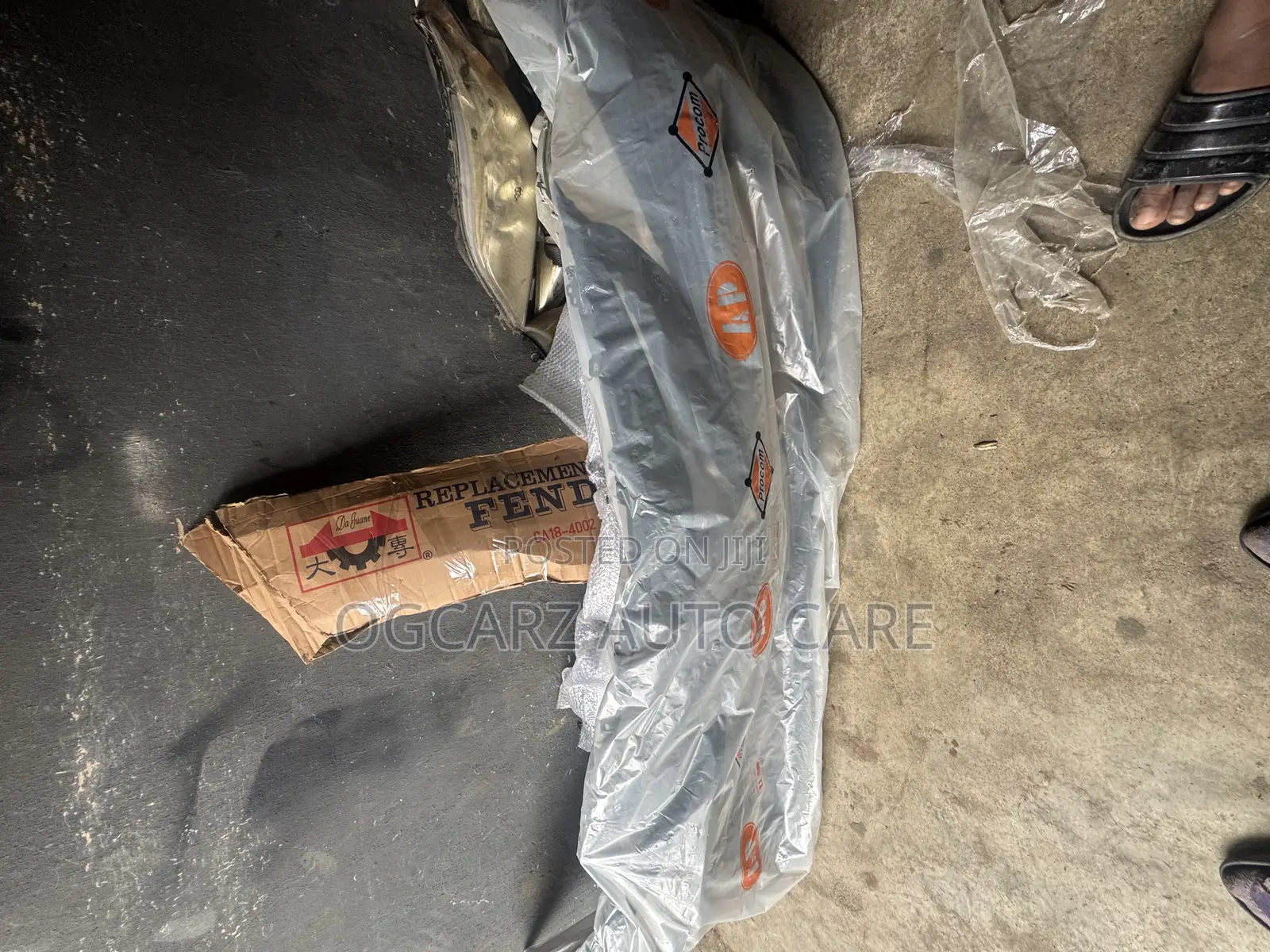 Complete Bumper Camry 2018 / 2020 Le Available