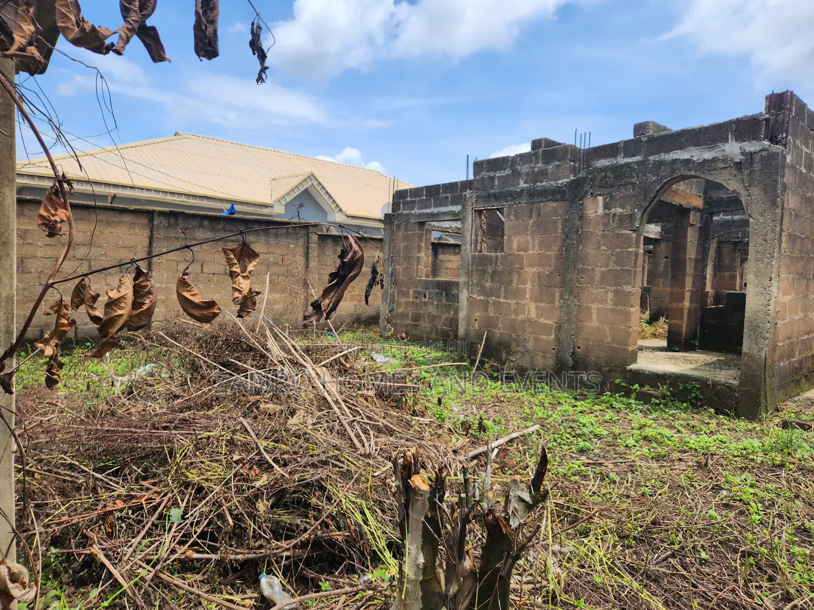 2bdrm Bungalow in Kasumu Estate, Ibadan for sale
