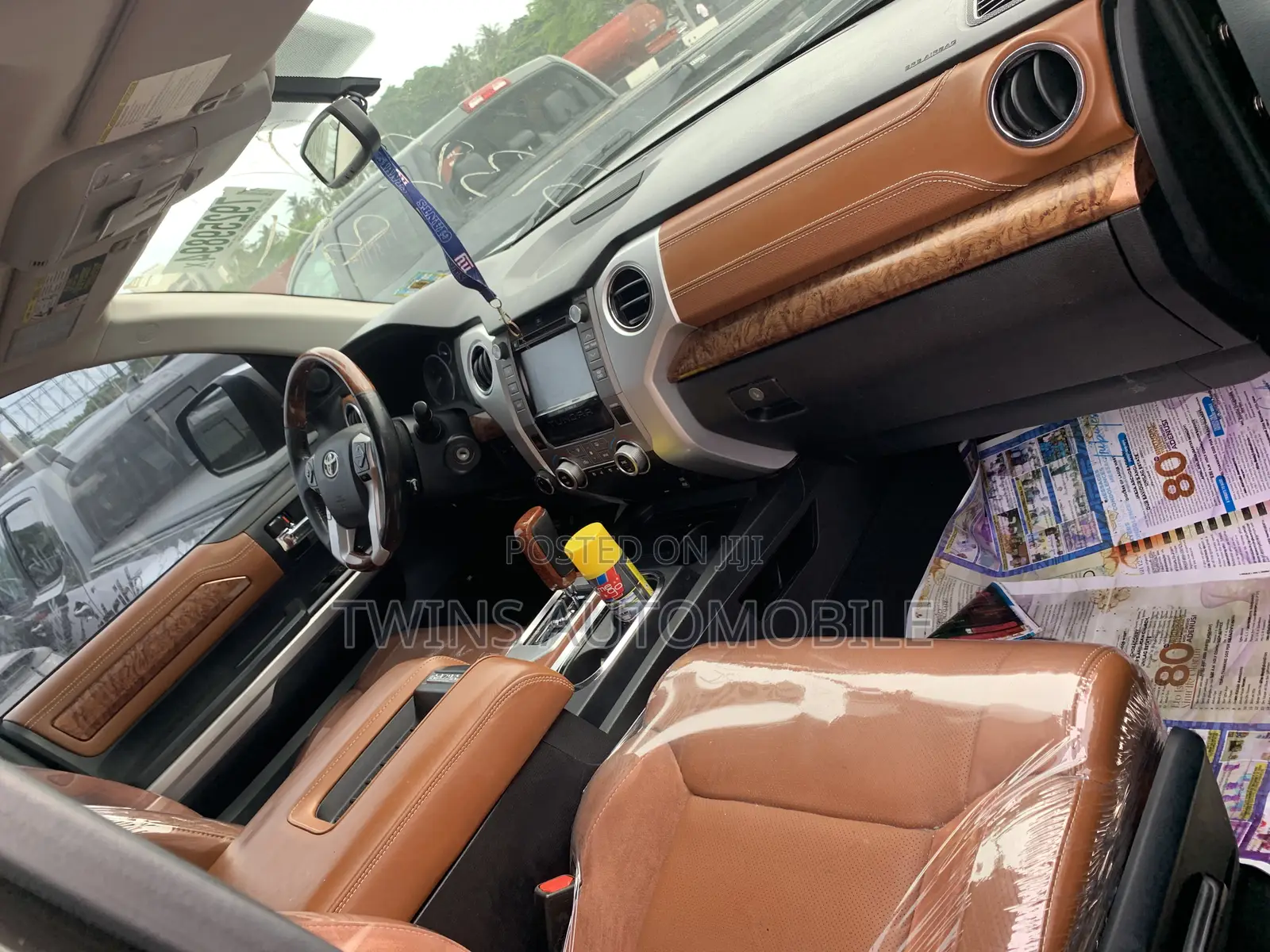 Toyota Tundra 2018 Brown