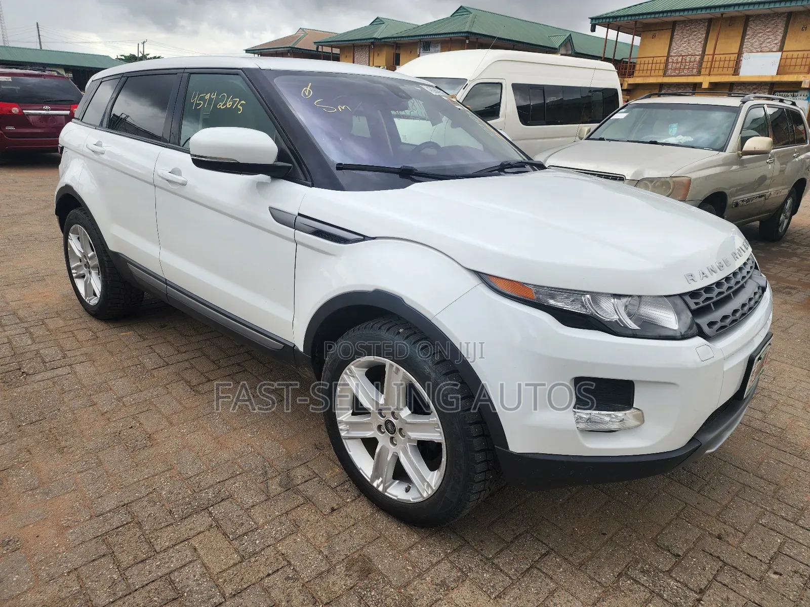 Land Rover Range Rover Evoque Pure Plus AWD 2013 White