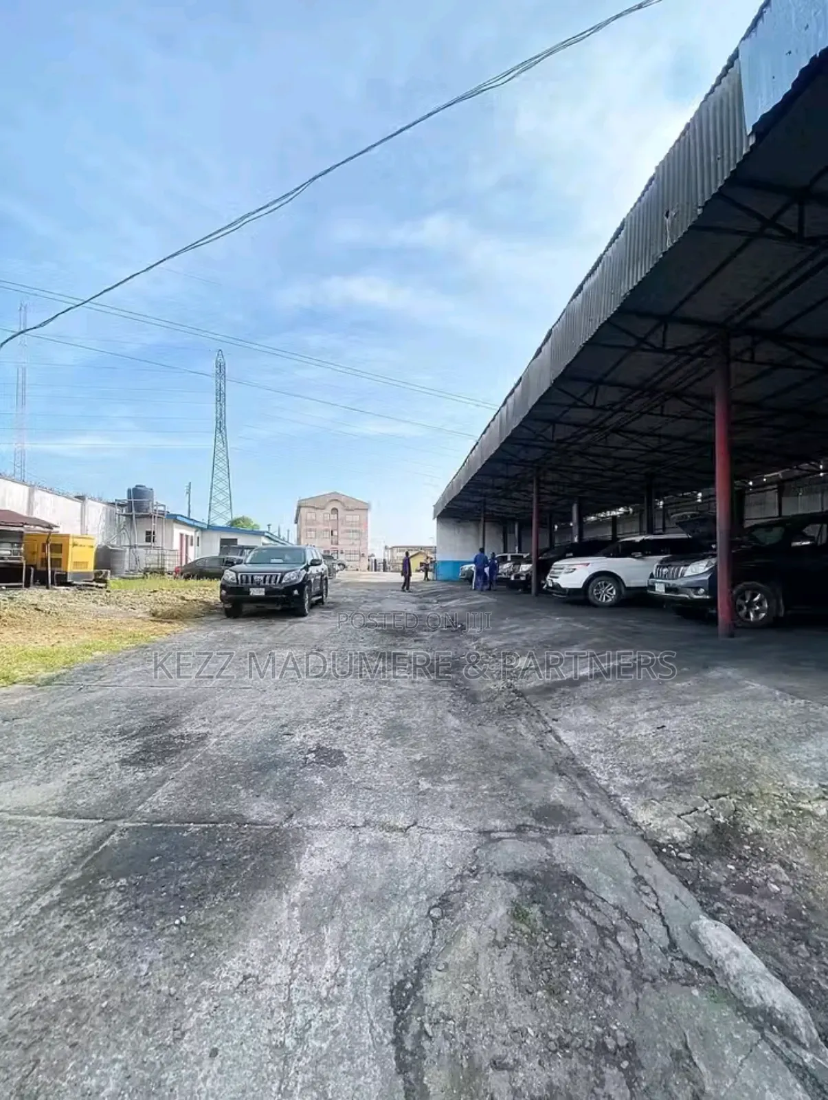 For Sale: Company Office Plaza on 14 Plots at Aba Road Port Harcourt