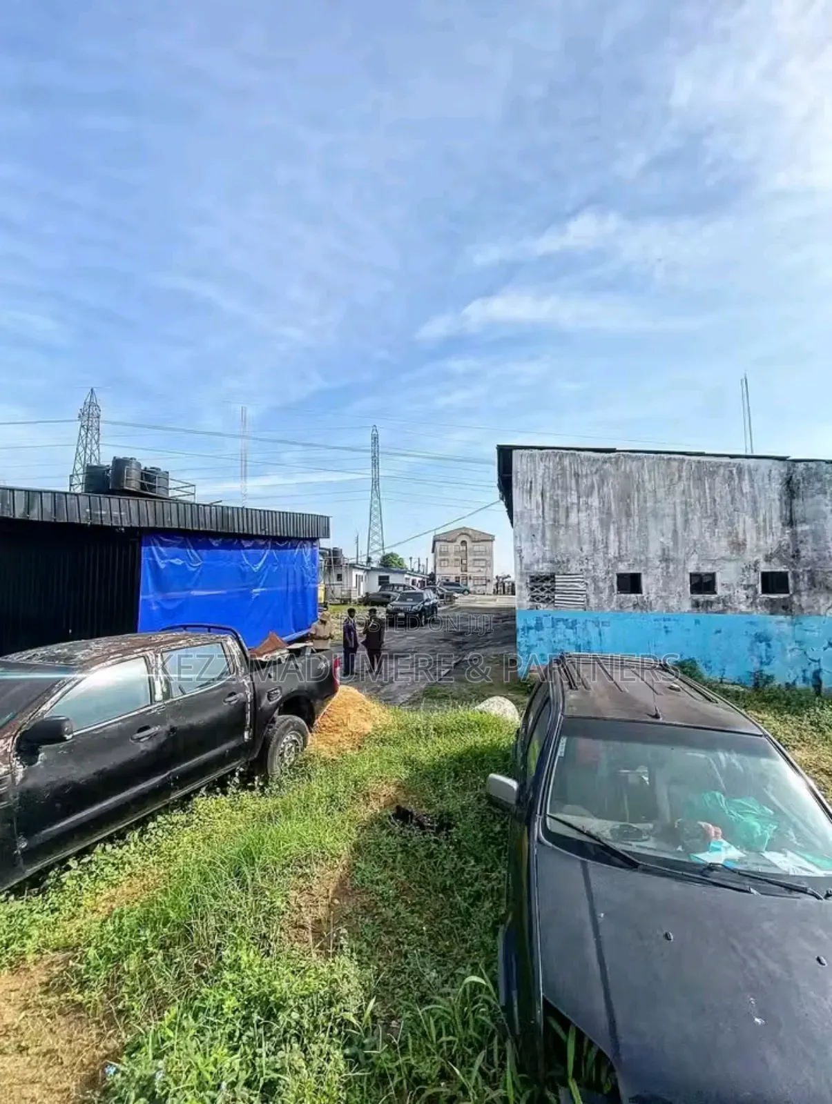 For Sale: Company Office Plaza on 14 Plots at Aba Road Port Harcourt