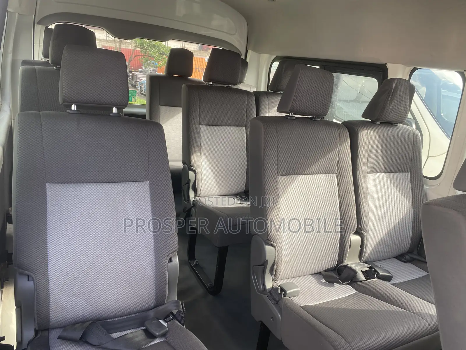 Toyota HiAce 2020 White