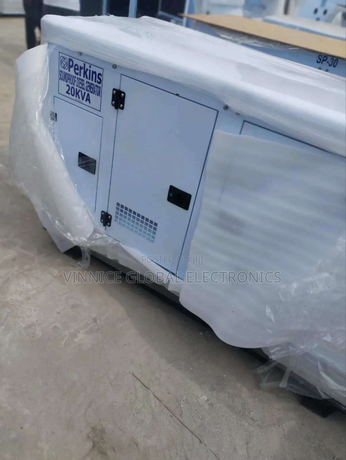 200kva Perkins Diesel Soundproof Generator 100% Pure Copper