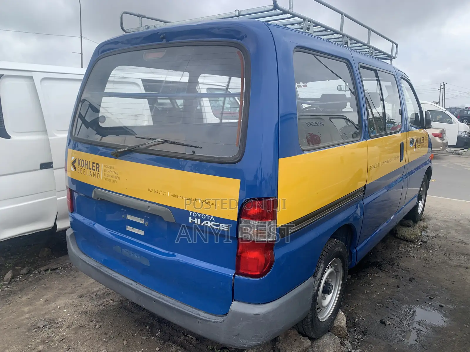 Toyota HiAce 2005 Blue