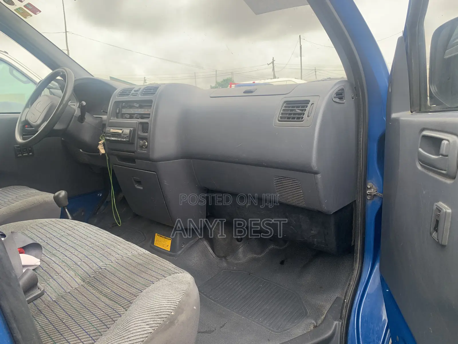 Toyota HiAce 2005 Blue