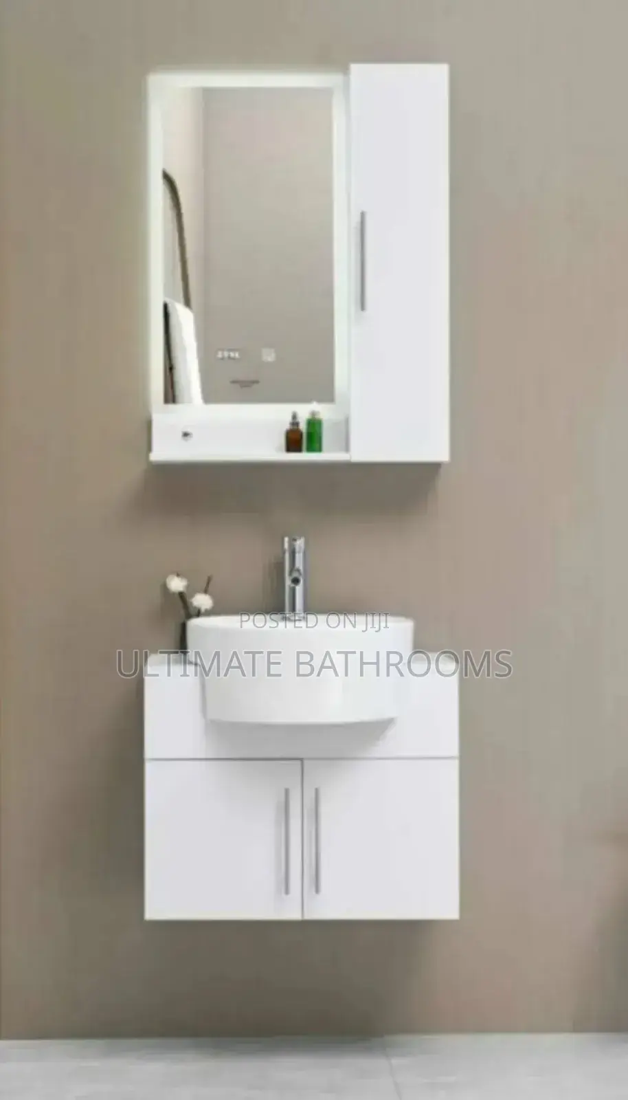 60cm White Wall Mounted Bathroom Cabinet With Led Mirror