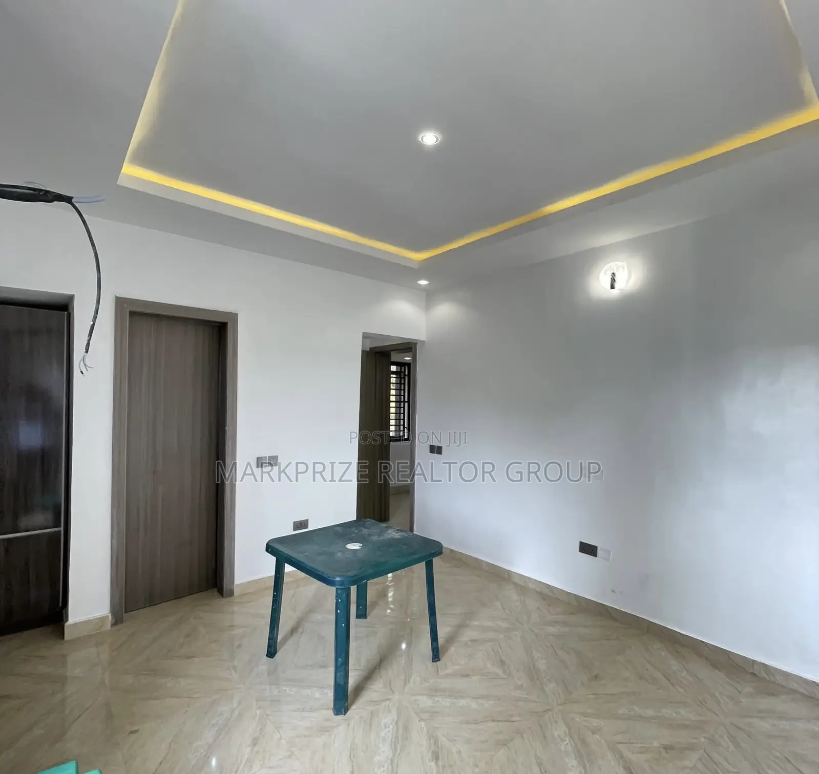 4bdrm Duplex in Surulere Lagos for sale