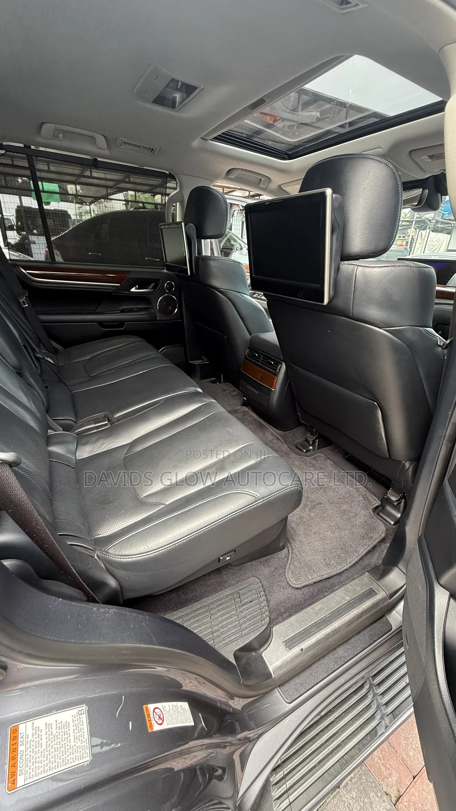 Lexus LX 570 AWD 2016 Gray