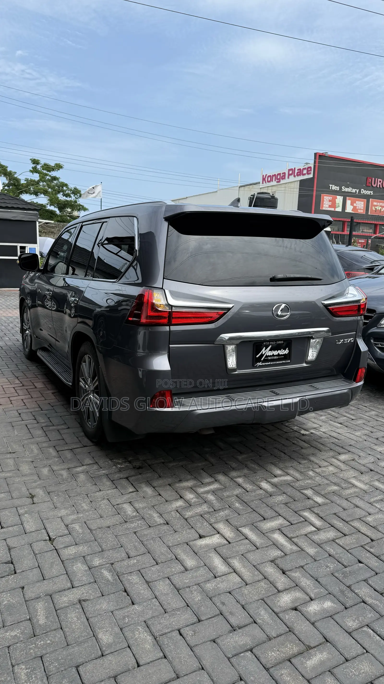 Lexus LX 570 AWD 2016 Gray