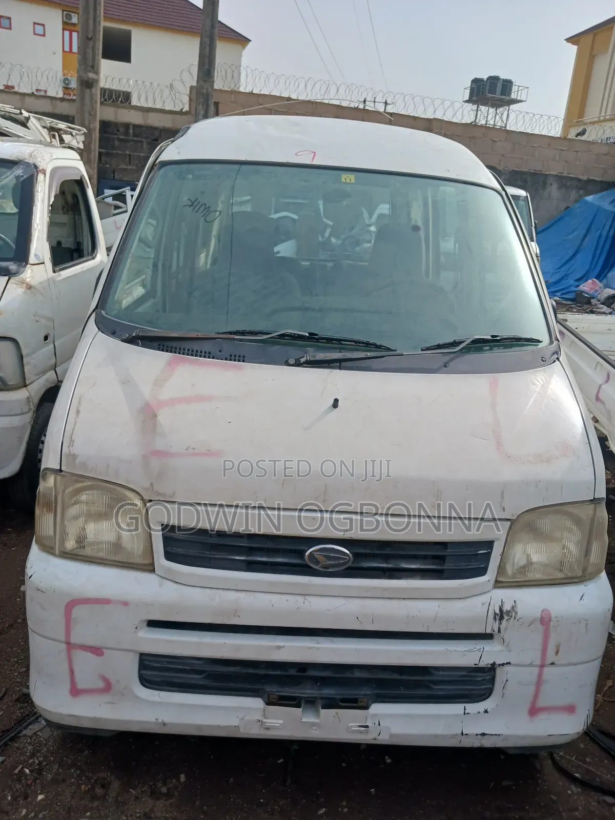 Daihatsu Hijet 2002 White